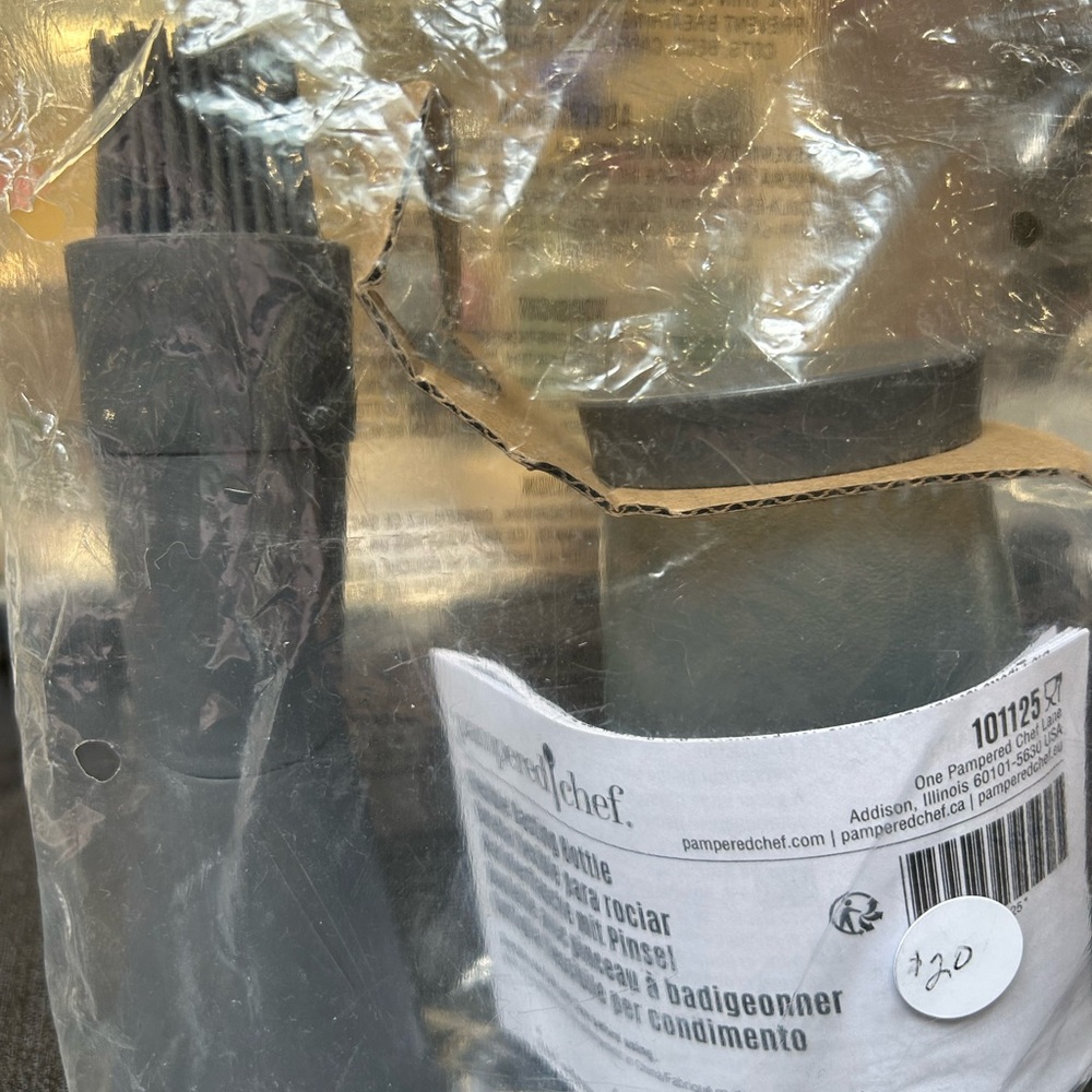 Pampered Chef Basting Bottle